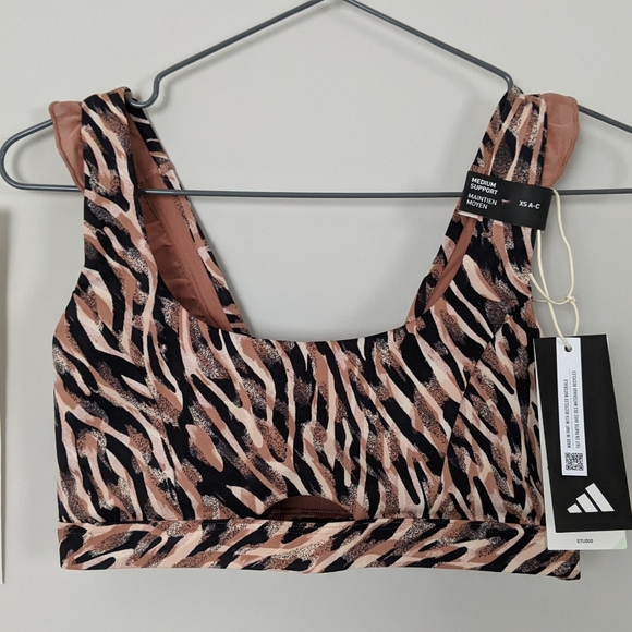 Adidas Yoga Sports Bra - Picture 1 of 2